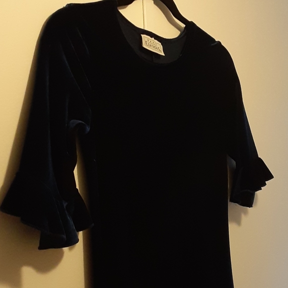 Dress - Picture 1 of 2